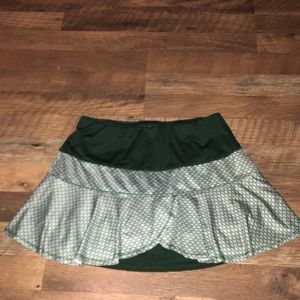 Lucky in love skirt small green with print